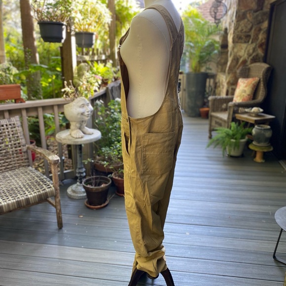 Patagonia Women’s All Seasons Hemp Bib Overalls - Picture 5 of 15